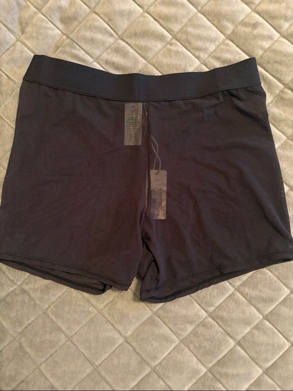 Aerie Women's Black Stretch Mid-Rise mesh boyshort medium